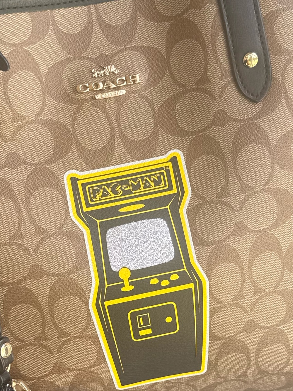Coach x Pacman Reversible City tote like new - Picture 7 of 10